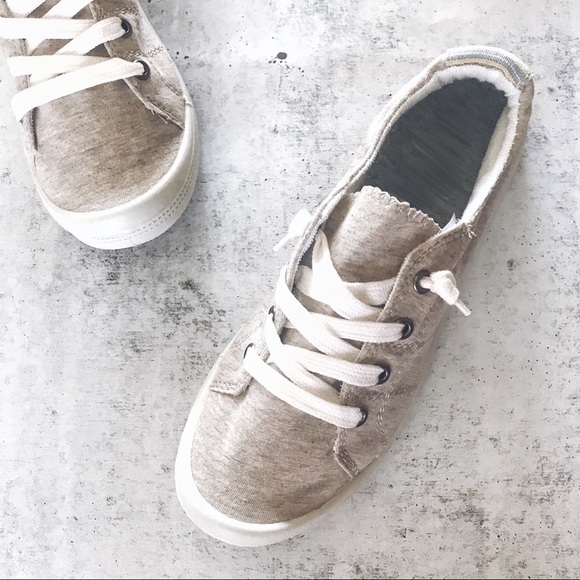 comfort insole slip on sneakers